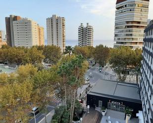 Vista exterior de Estudi en venda en Benidorm amb Aire condicionat