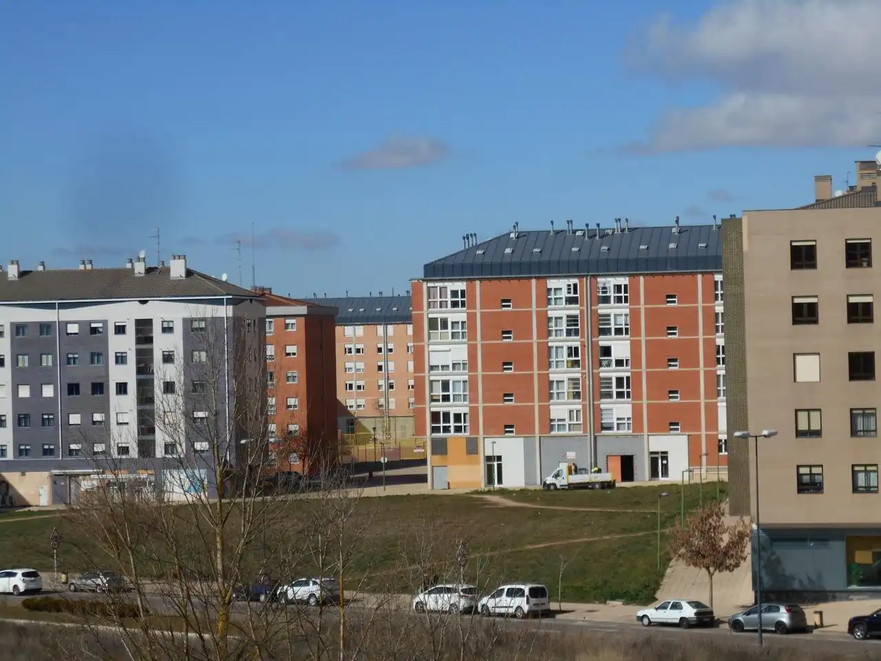 Vista exterior de Pis de lloguer en Burgos amb Calefacció i Moblat