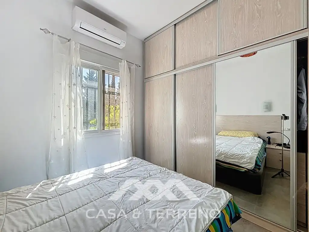 Dormitori de Casa o xalet en venda en Vélez-Málaga amb Aire condicionat, Jardí privat i Terrassa