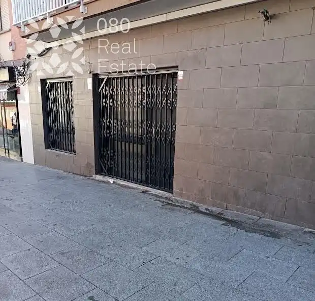 Außenansicht von Wohnung zum Verkauf in Sant Joan Despí mit Klimaanlage