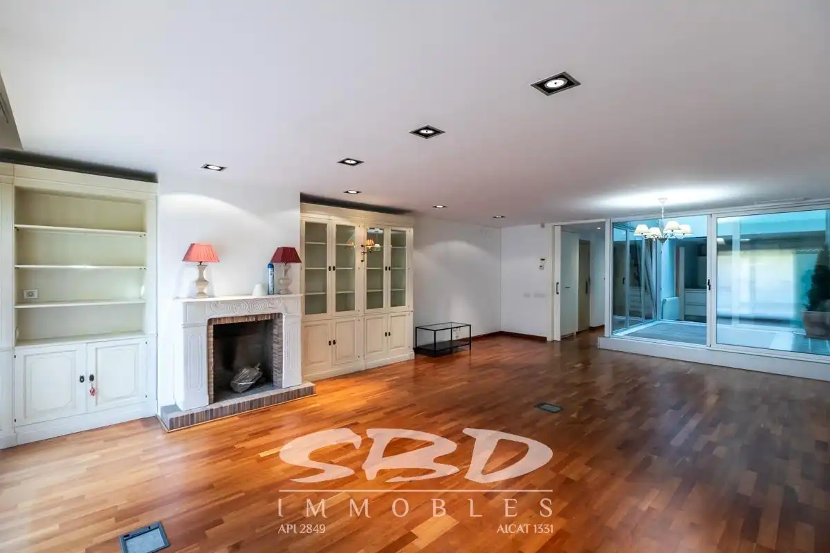 House with balcony to rent in Centre - Sant Oleguer, imagen 10