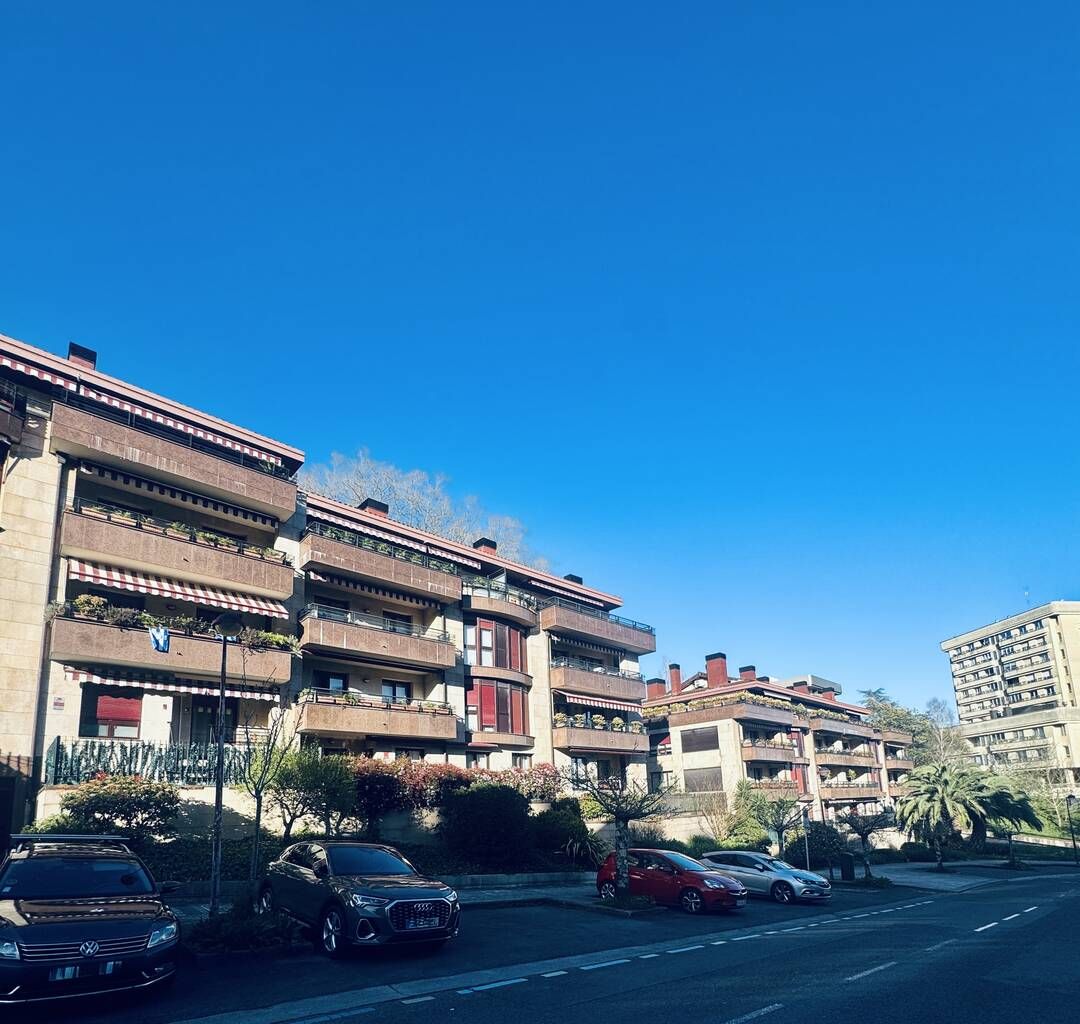 Vista exterior de Dúplex en venda en Donostia - San Sebastián  amb Aire condicionat, Calefacció i Terrassa