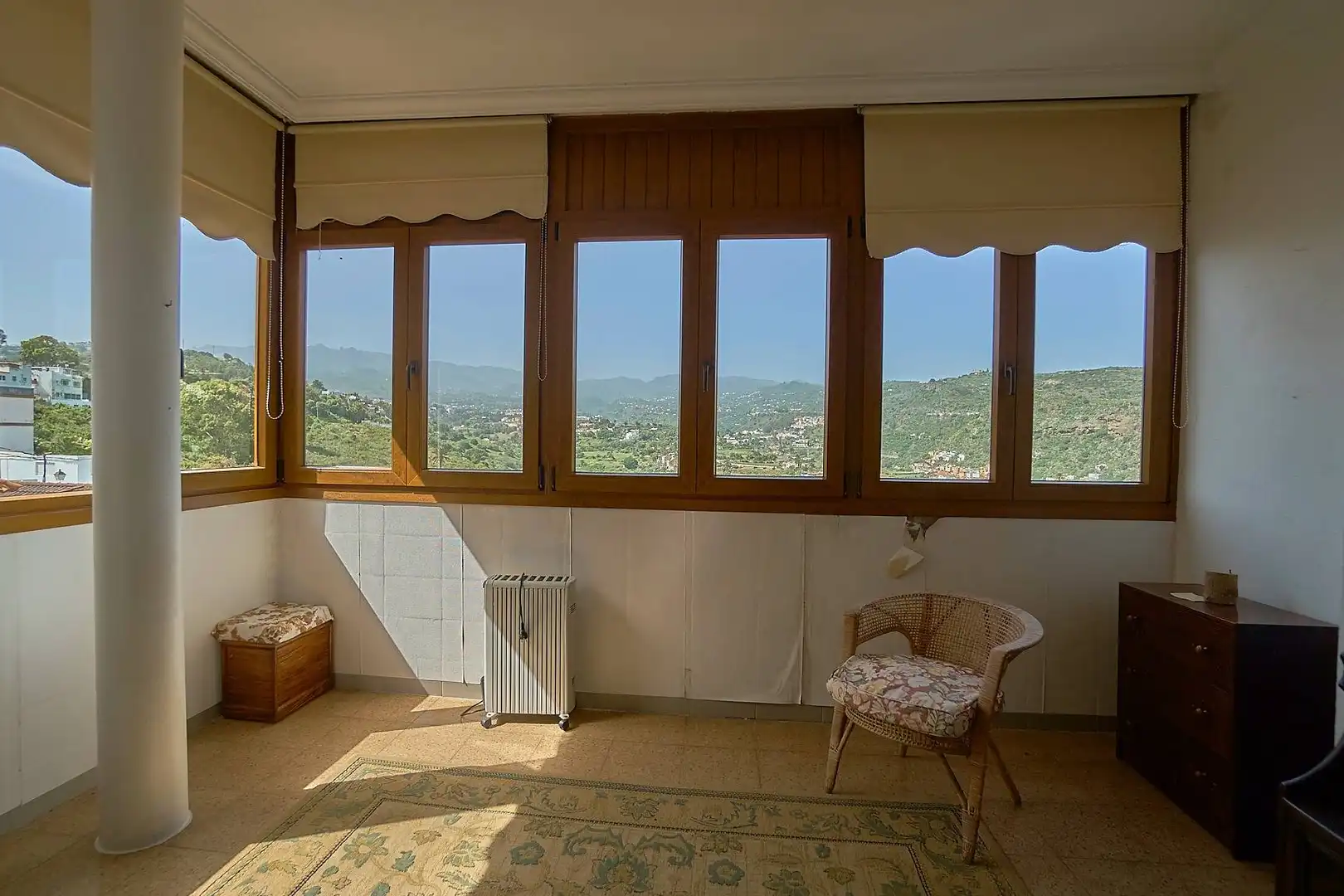 Sala d'estar de Casa o xalet en venda en Santa Brígida amb Jardí privat, Terrassa i Balcó