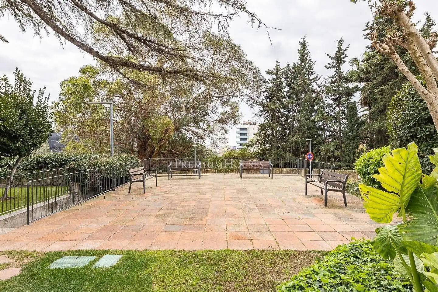 Garden of Flat for sale in Esplugues de Llobregat  with Air Conditioner, Heating and Private garden