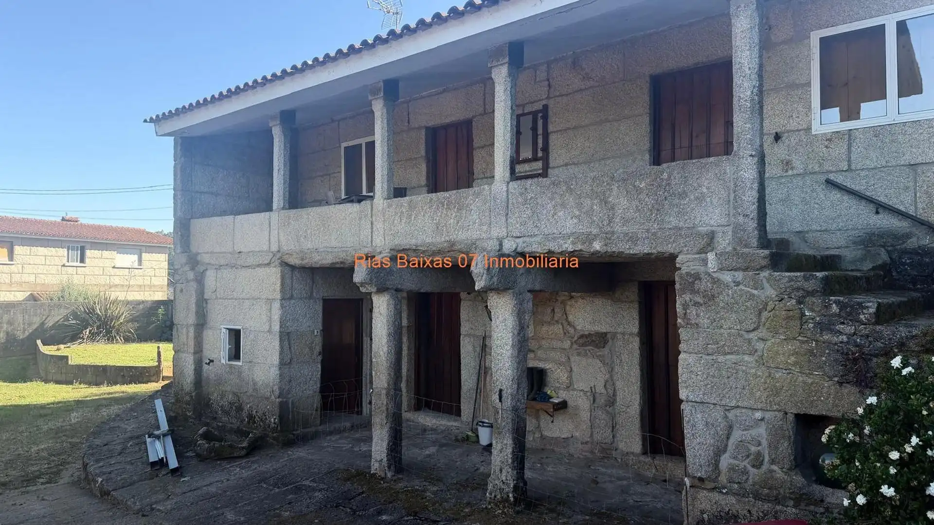 Vista exterior de Casa o chalet en venta en Tui con Calefacción, Jardín privado y Terraza