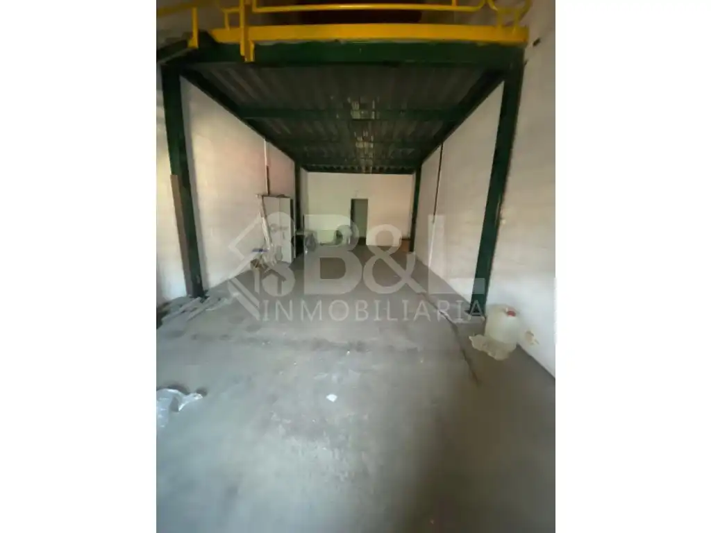 Nave industrial en venta en Huelva