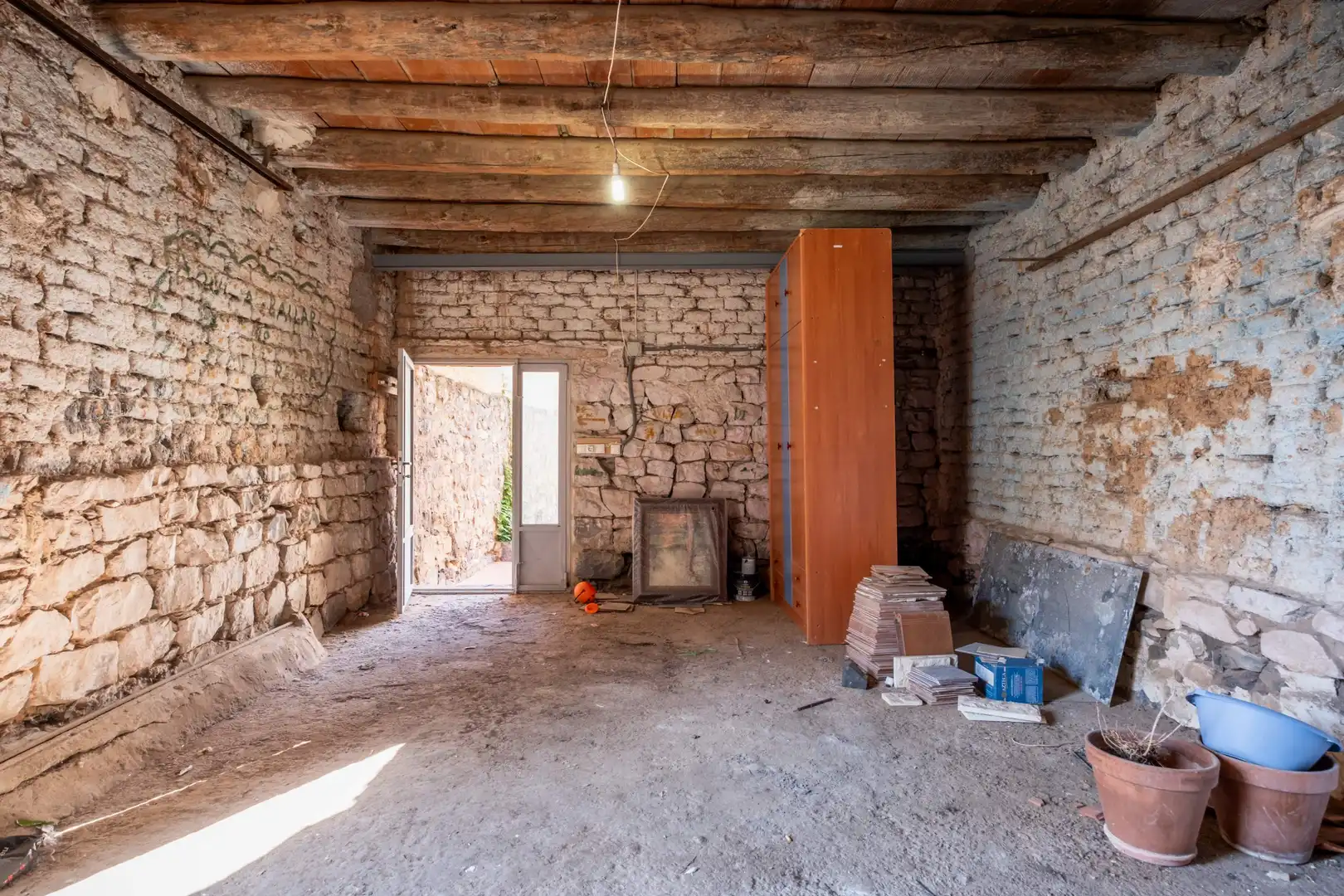 Houses for sale in Calatorao  with Air Conditioner, Terrace and Balcony