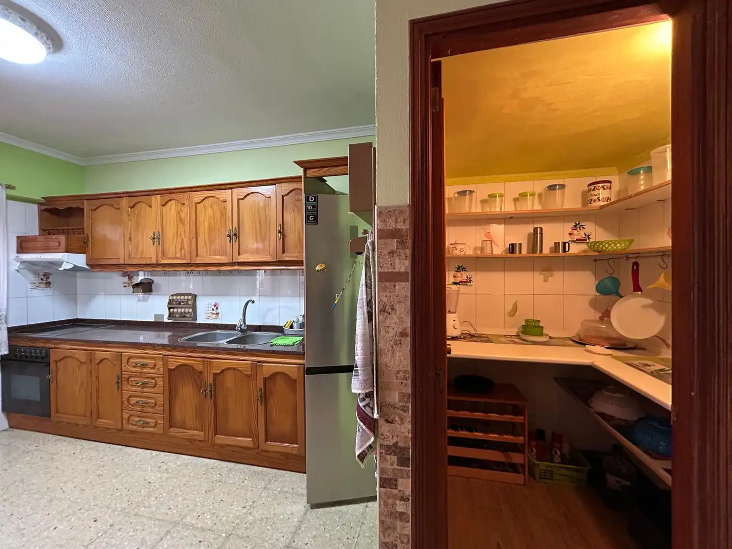 Cuina de Casa o xalet en venda en Las Palmas de Gran Canaria amb Terrassa i Moblat