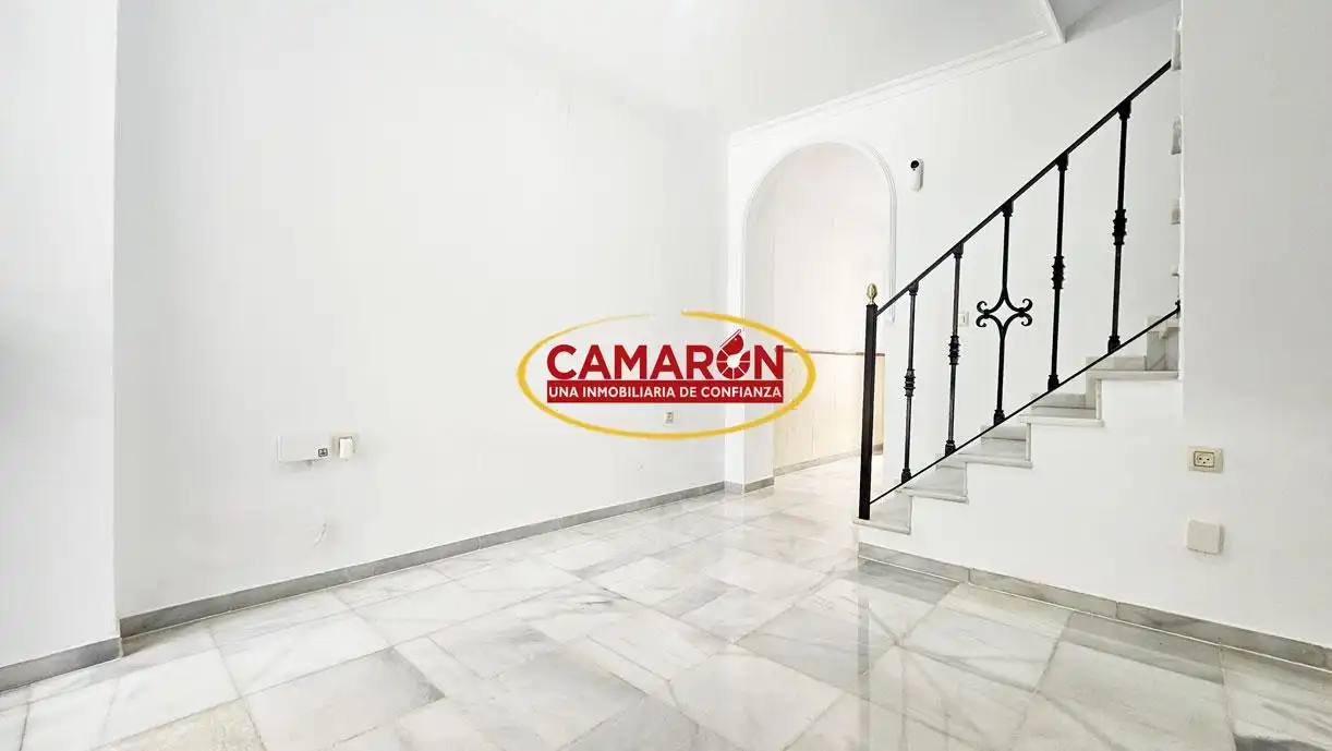 Casa adosada en venda en Coria del Río