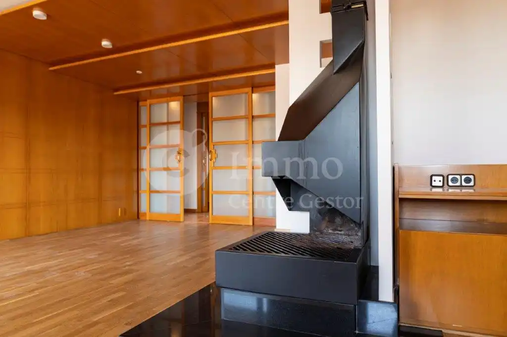 Sala de estar de Dúplex en venta en Lleida con Aire acondicionado, Calefacción y Parquet