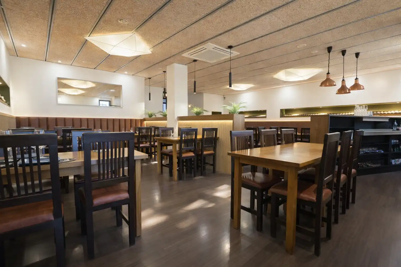 Commercial properties for transfer in Taradell
