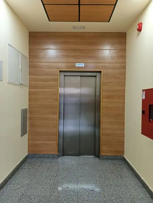 Oficina de lloguer en Alcalá de Henares amb Calefacció