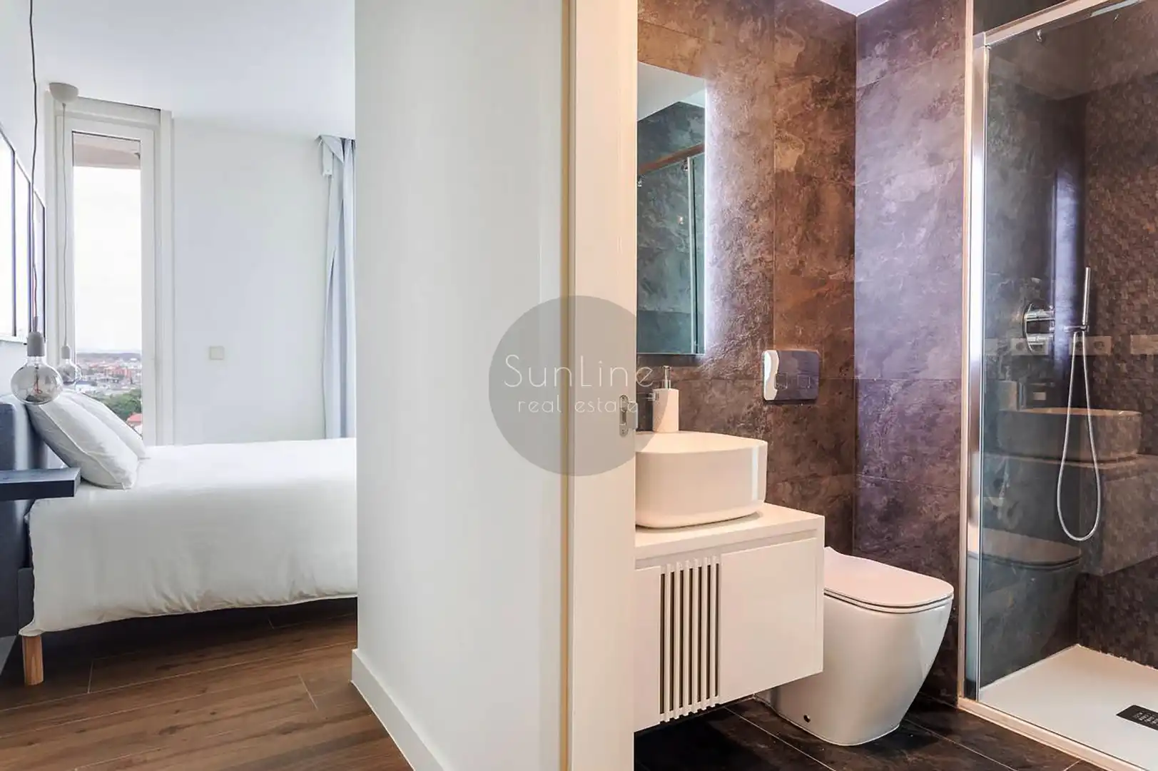Baño de Piso de alquiler en Valencia con Aire acondicionado, Amueblado y Balcón