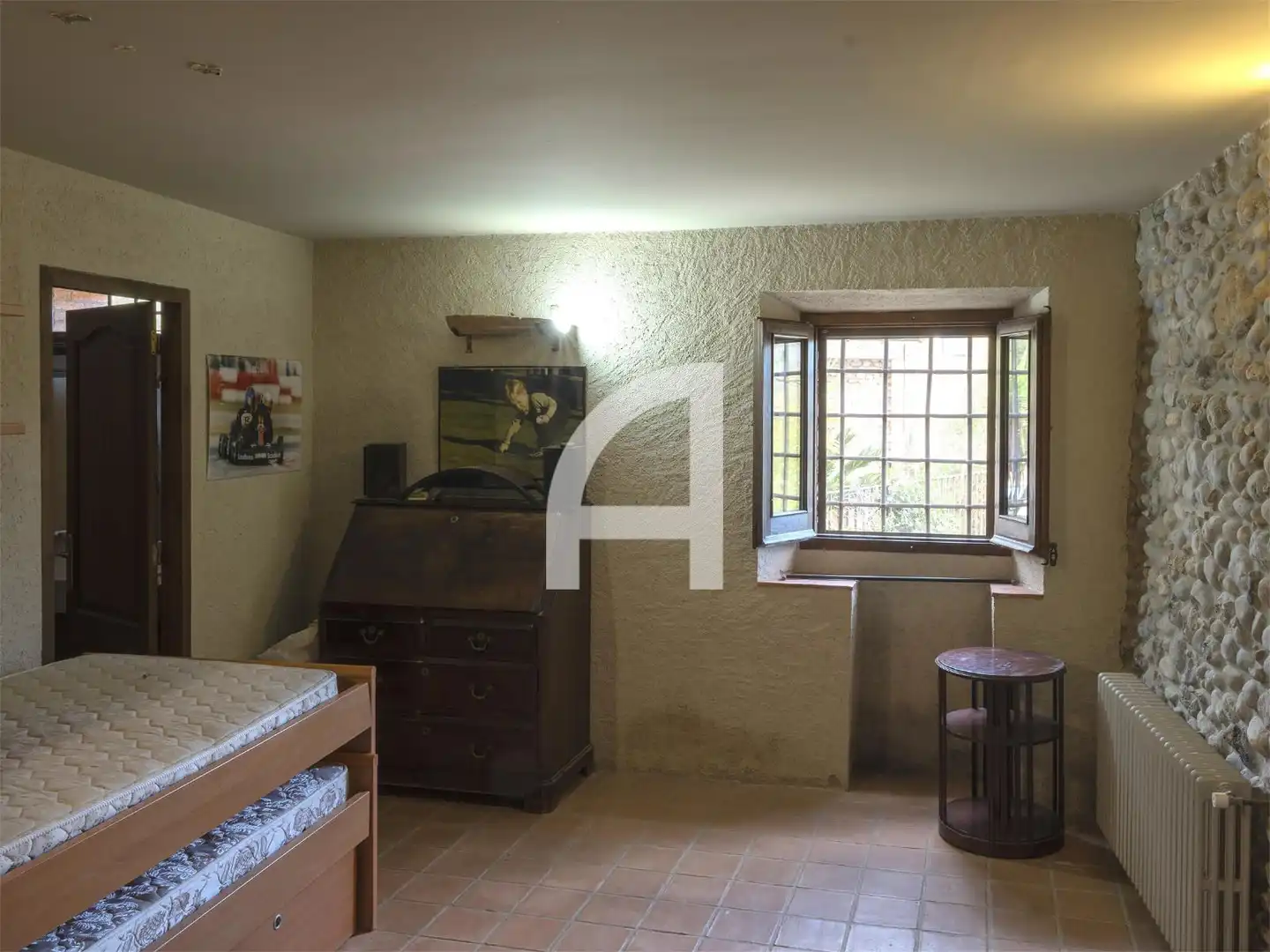 Finca rústica en venta en Sant Miquel de Fluvià con Calefacción, Piscina y Amueblado