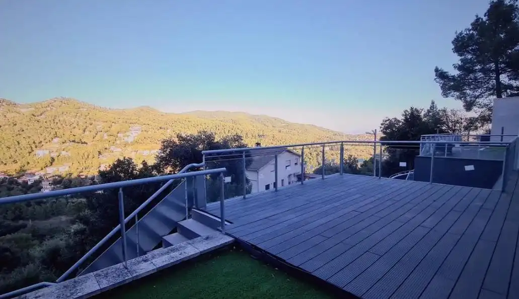 Terrassa de Casa o xalet en venda en Castellar del Vallès amb Calefacció, Terrassa i Balcó