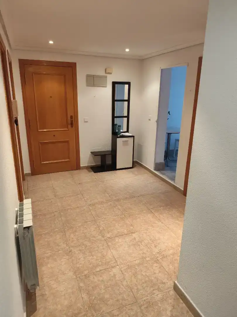 Flat for rent in Cistérniga  with Furnished