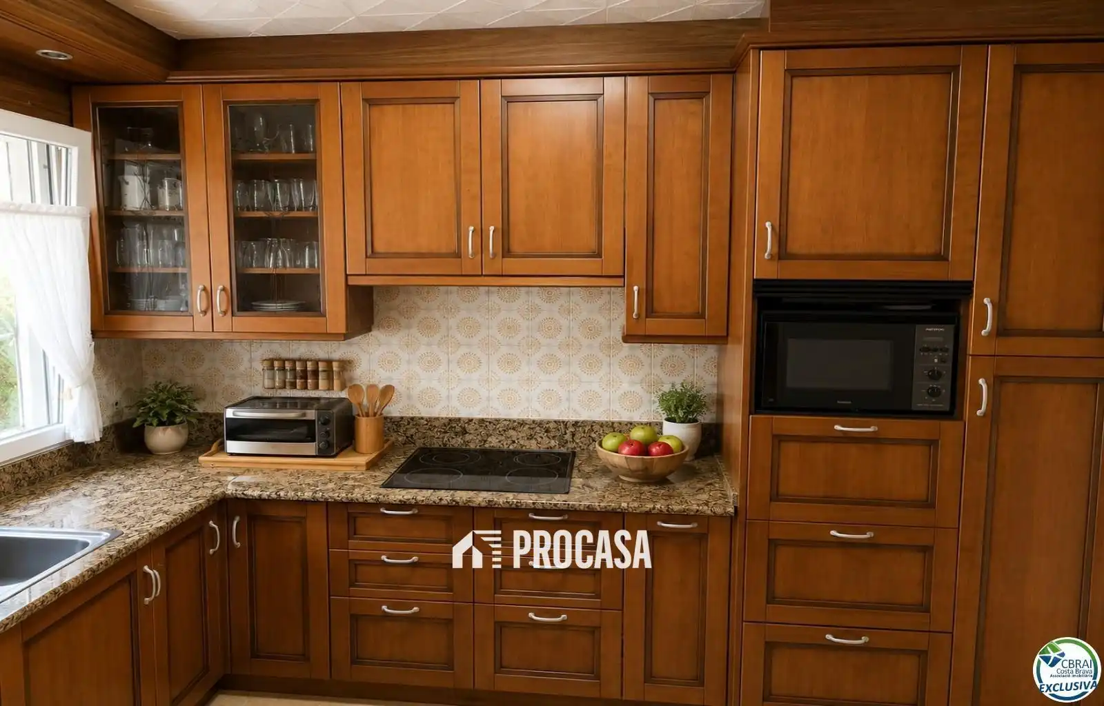 Cuina de Casa o xalet en venda en Empuriabrava amb Aire condicionat, Calefacció i Traster
