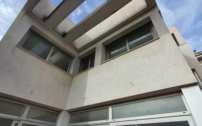 Exterior view of Single-family semi-detached for sale in Vallirana