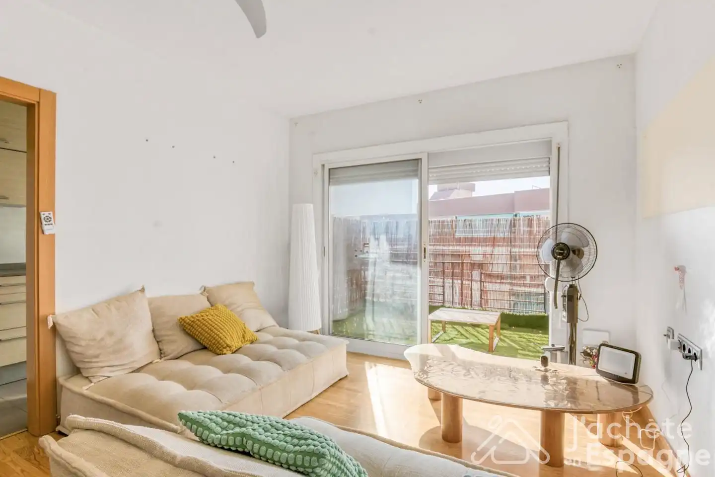 Habitación de Apartamento en venta en Gavà con Calefacción y Terraza