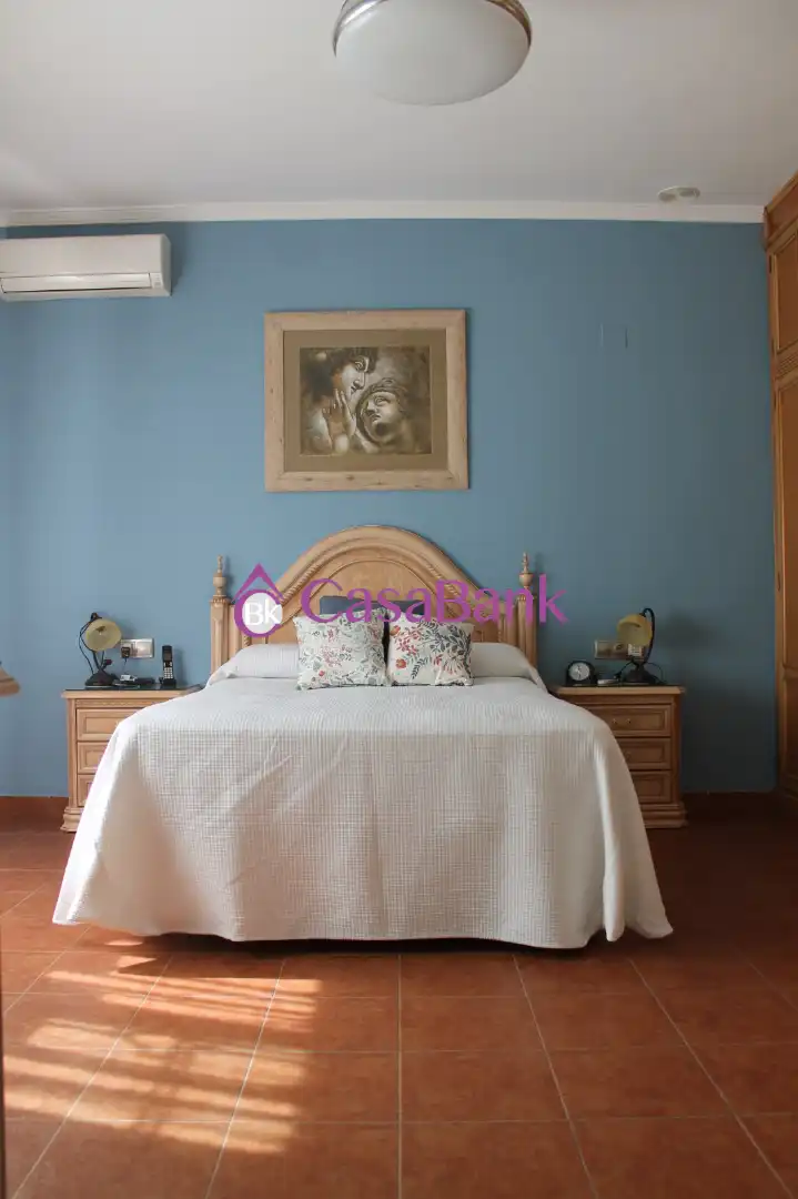 Dormitori de Casa o xalet en venda en Córdoba amb Aire condicionat, Jardí privat i Piscina