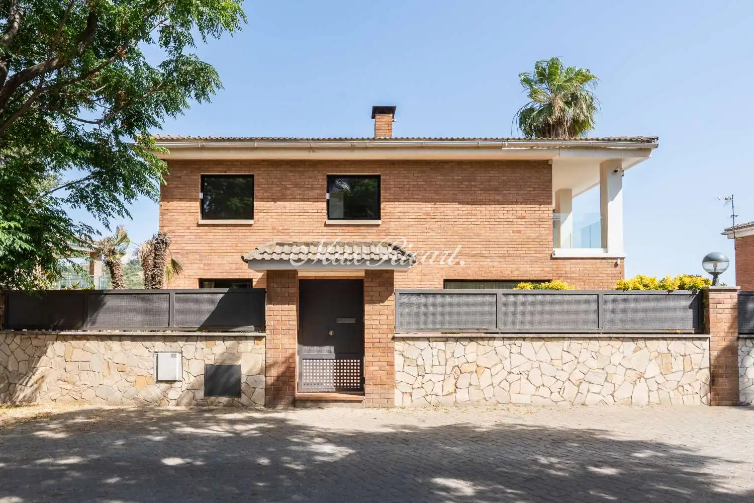Exterior view of Houses for rent in Sant Just Desvern  with Air Conditioner, Heating and Terrace