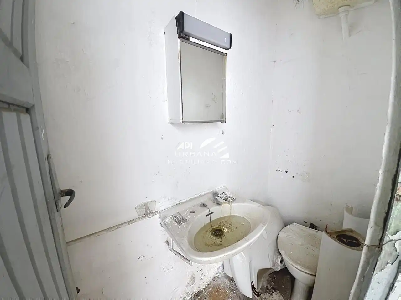 Bathroom of Houses for sale in Lucena