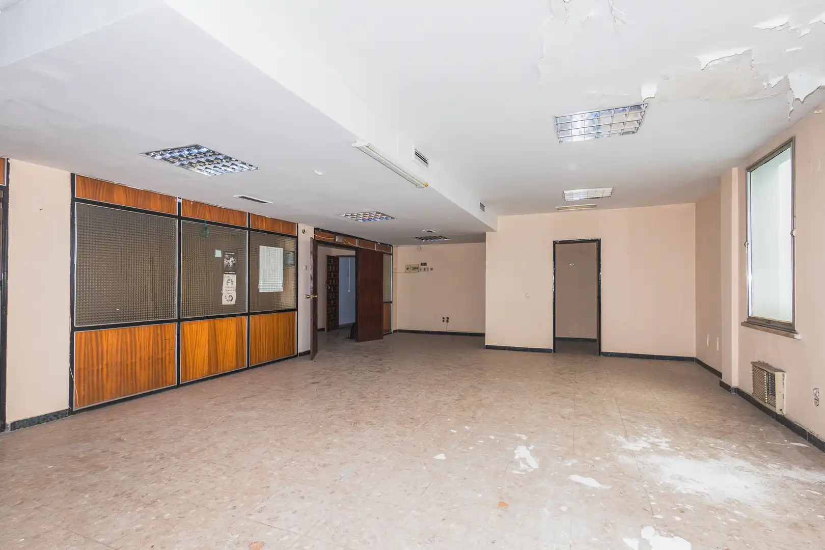 Oficina en venta en C/ Donoso Cortéss, Casco Antiguo