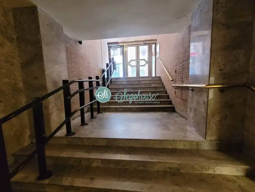 Wohnung zum Verkauf in Segovia mit Heizung