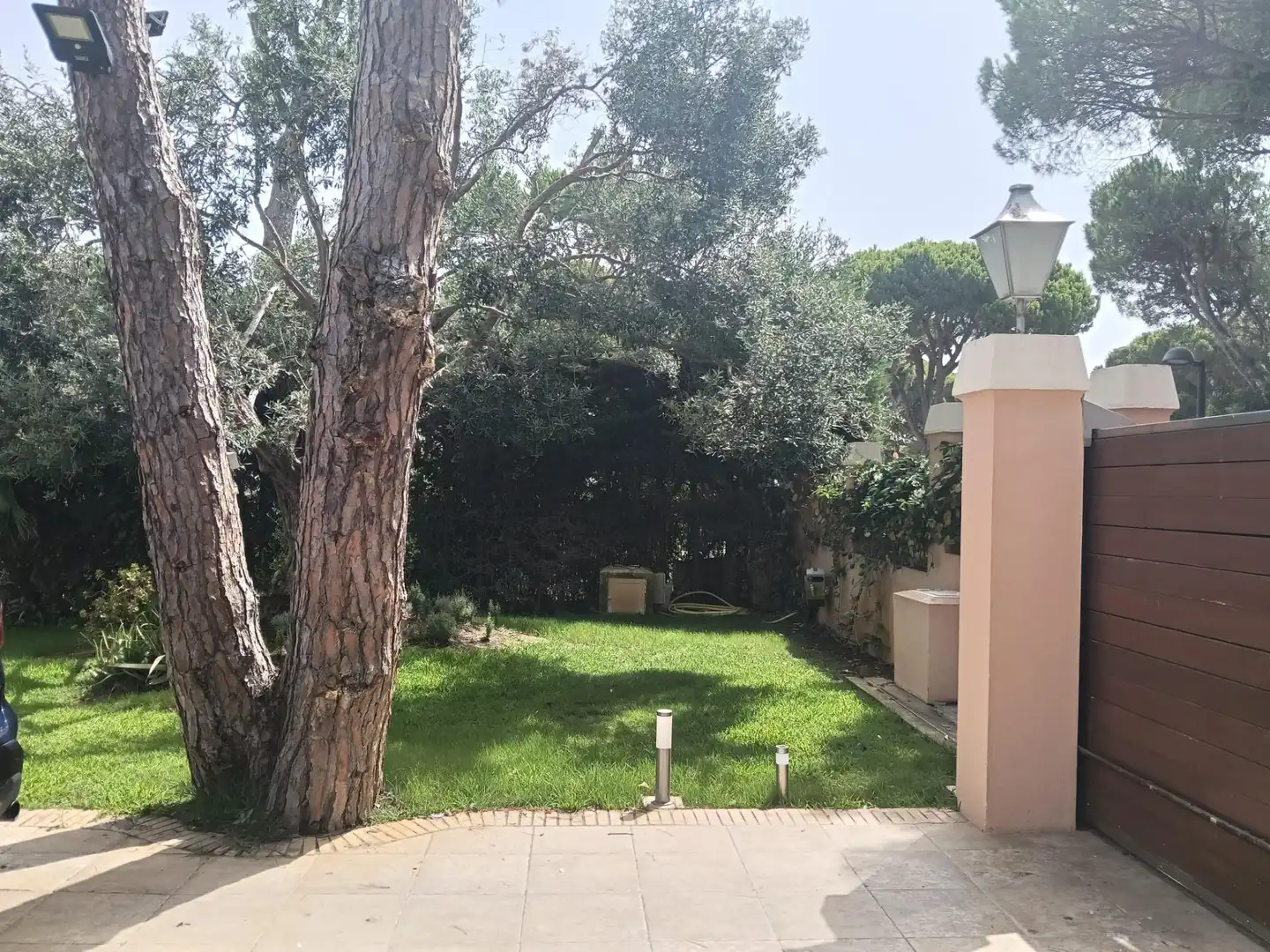 Jardí de Casa o xalet en venda en Conil de la Frontera amb Aire condicionat, Jardí privat i Terrassa