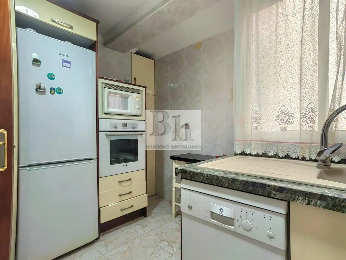 Cocina de Piso en venta en Málaga con Aire acondicionado