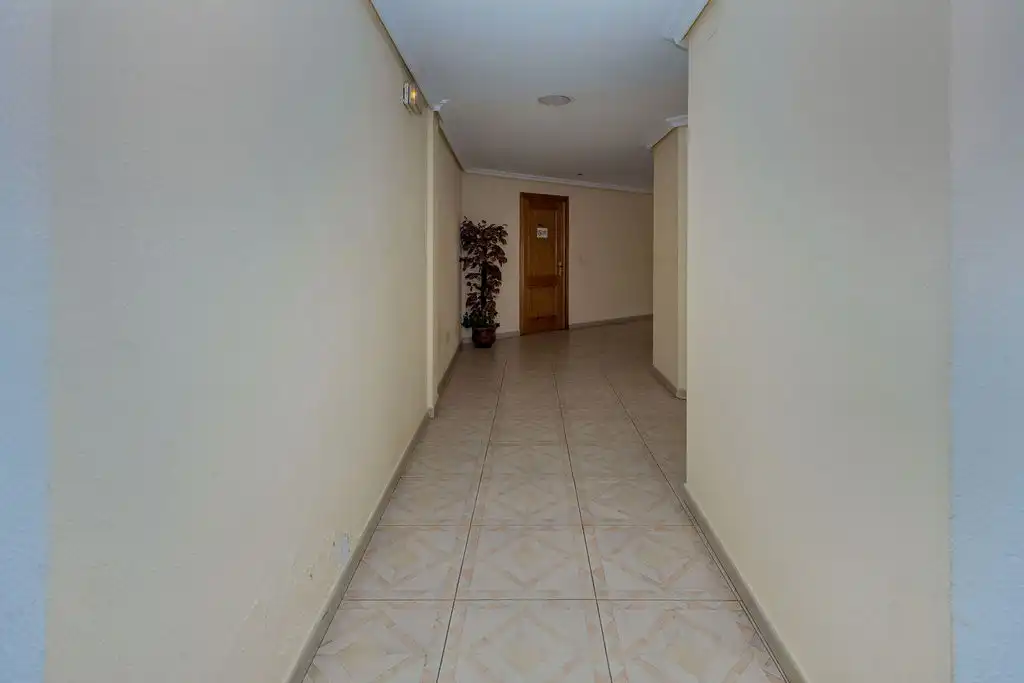 Flat with lift for sale in Av Reyes Católicos, imagen 19