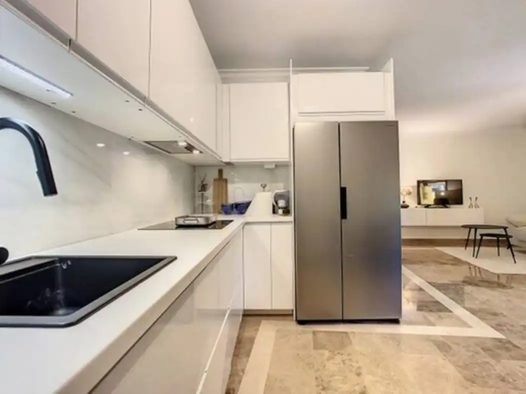 Apartamento con piscina en venta en San Pedro de Alcántara, imagen 6