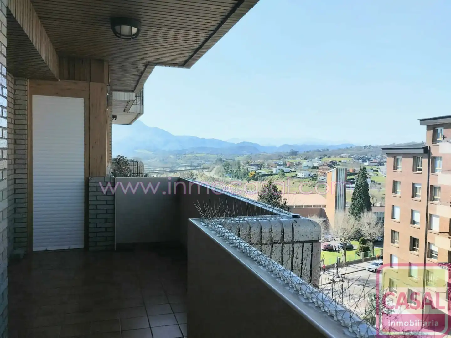 Terraza de Piso de alquiler en Oviedo  con Calefacción, Terraza y Trastero