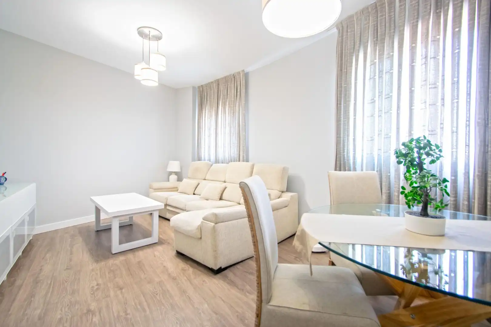 Living room of Flat for sale in Este - Alcosa- Torreblanca