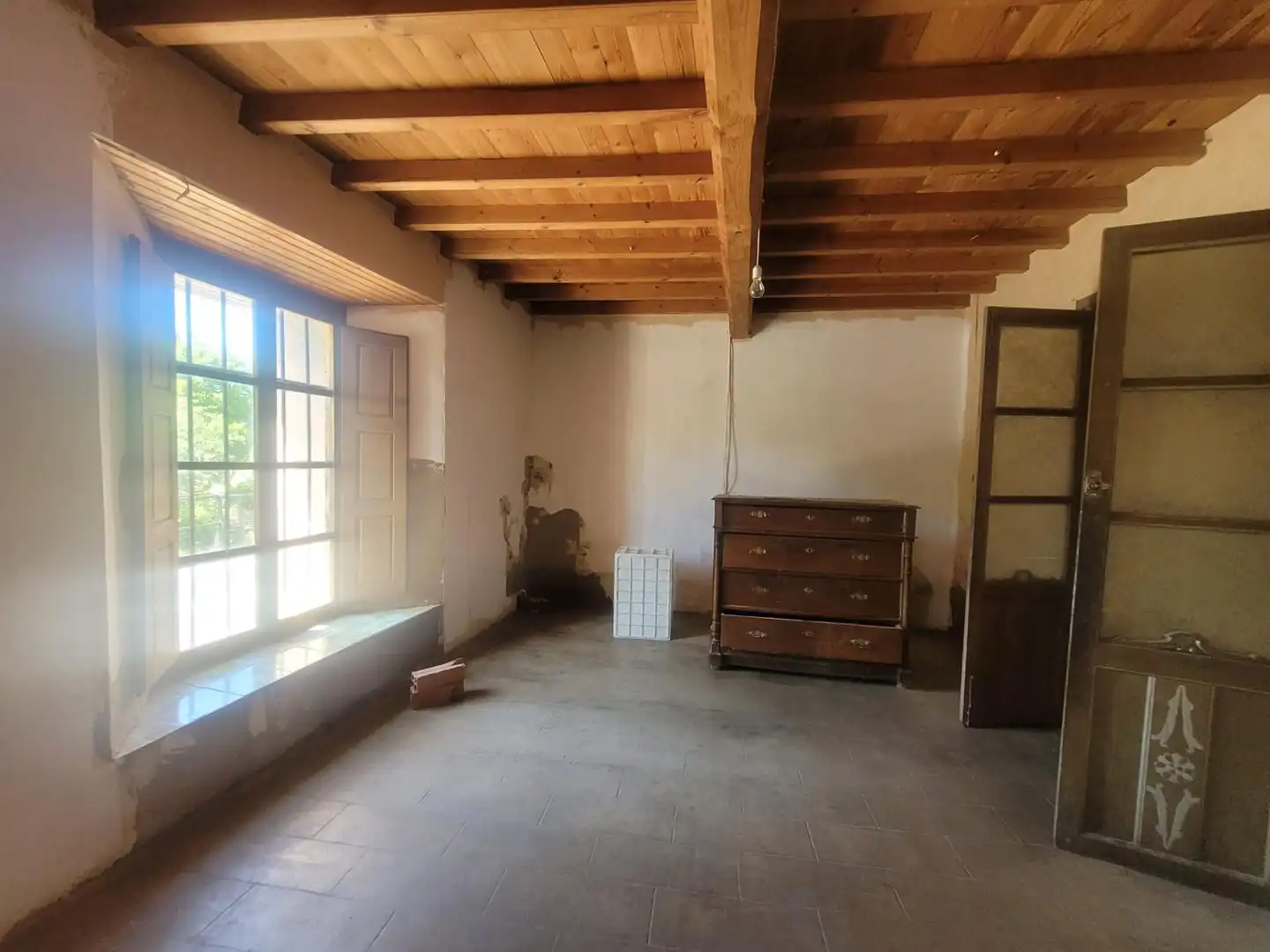 Houses for sale in Frades de la Sierra  with Balcony