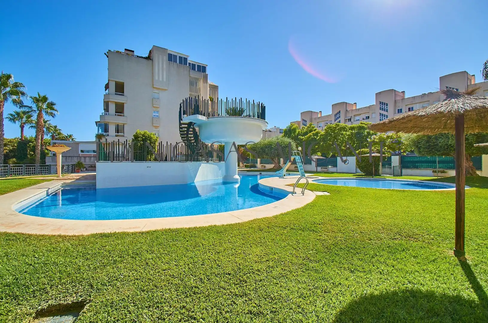 Piso con terraza en venta en Avenida PINTOR FERNANDO SORIA, imagen 32