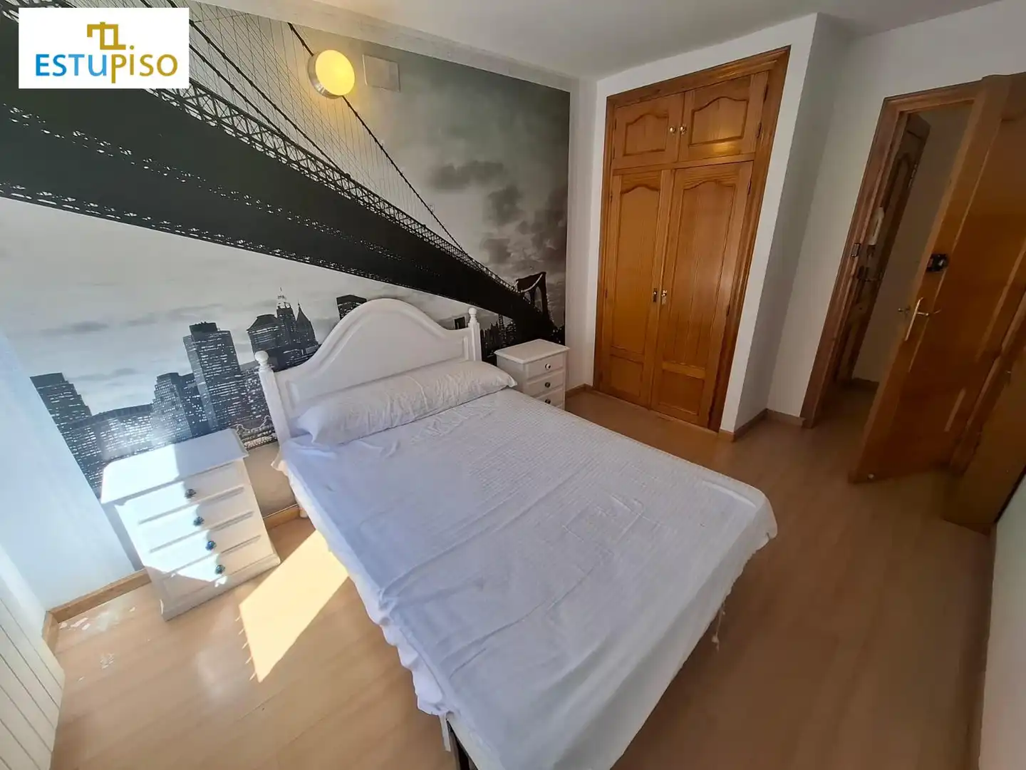Habitación de Piso en venta en León Capital  con Calefacción