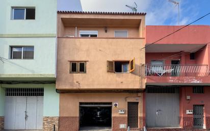 Exterior view of House or chalet for sale in San Cristóbal de la Laguna  with Air Conditioner and Balcony