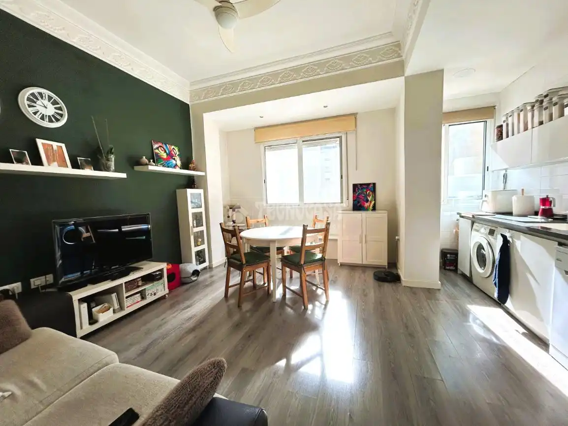 Sala d'estar de Pis en venda en Torrent amb Aire condicionat i Parquet
