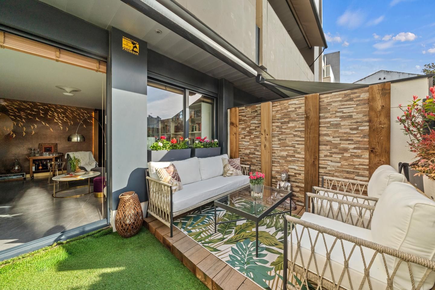 Terrassa de Planta baixa en venda en  Madrid Capital amb Aire condicionat, Jardí privat i Terrassa