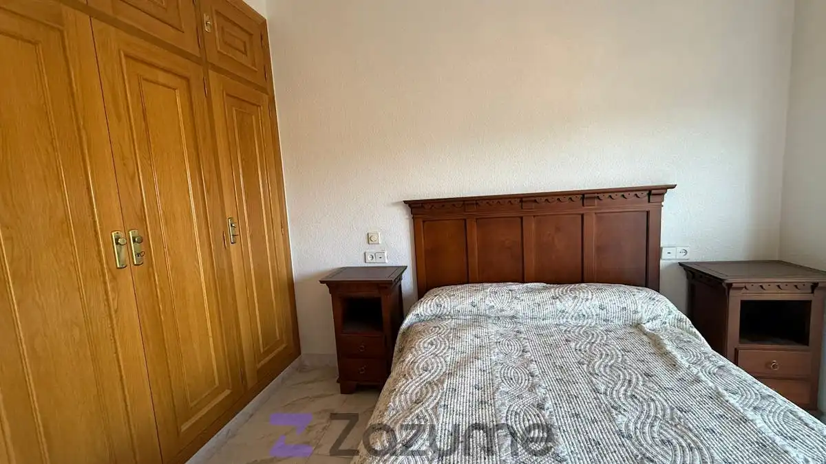 Schlafzimmer von Wohnung zur Miete in Murcia mit Abstellraum, Möbliert und Waschmaschine