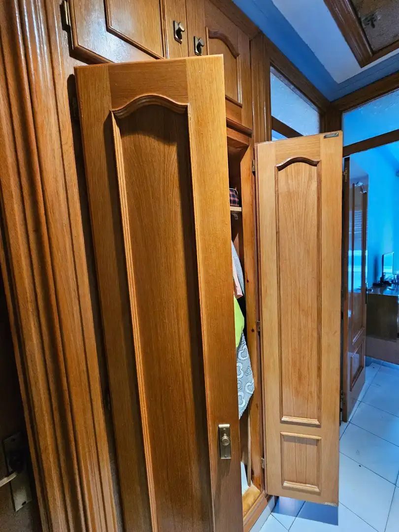 Habitación de Casa adosada en venta en Olot con Calefacción, Trastero y Amueblado