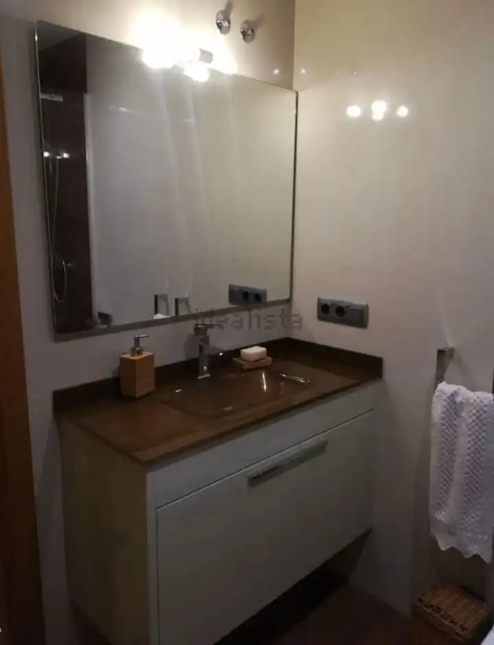 Bathroom of Detached homes for rent in Dos Hermanas  with Air Conditioner and Pets allowed
