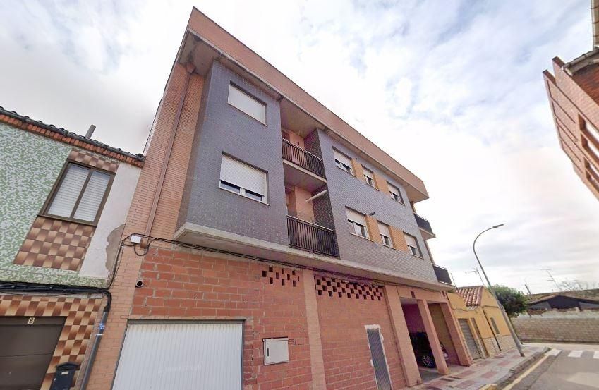 Exterior view of Building for sale in León Capital 