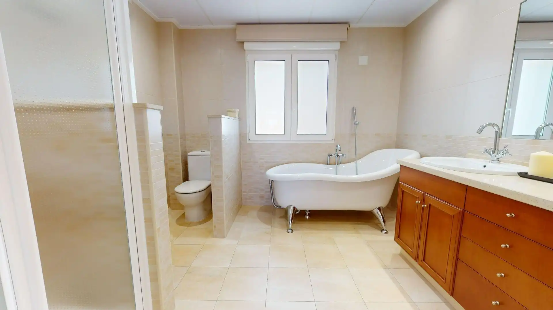 Bany de Casa o xalet en venda en Águilas amb Aire condicionat, Jardí privat i Terrassa