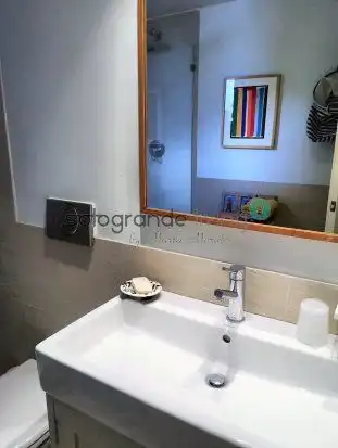 Baño de Casa adosada de alquiler en Sotogrande con Aire acondicionado, Jardín privado y Terraza