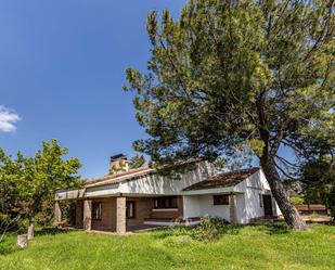 Exterior view of House or chalet for sale in Villar del Olmo  with Heating, Private garden and Terrace