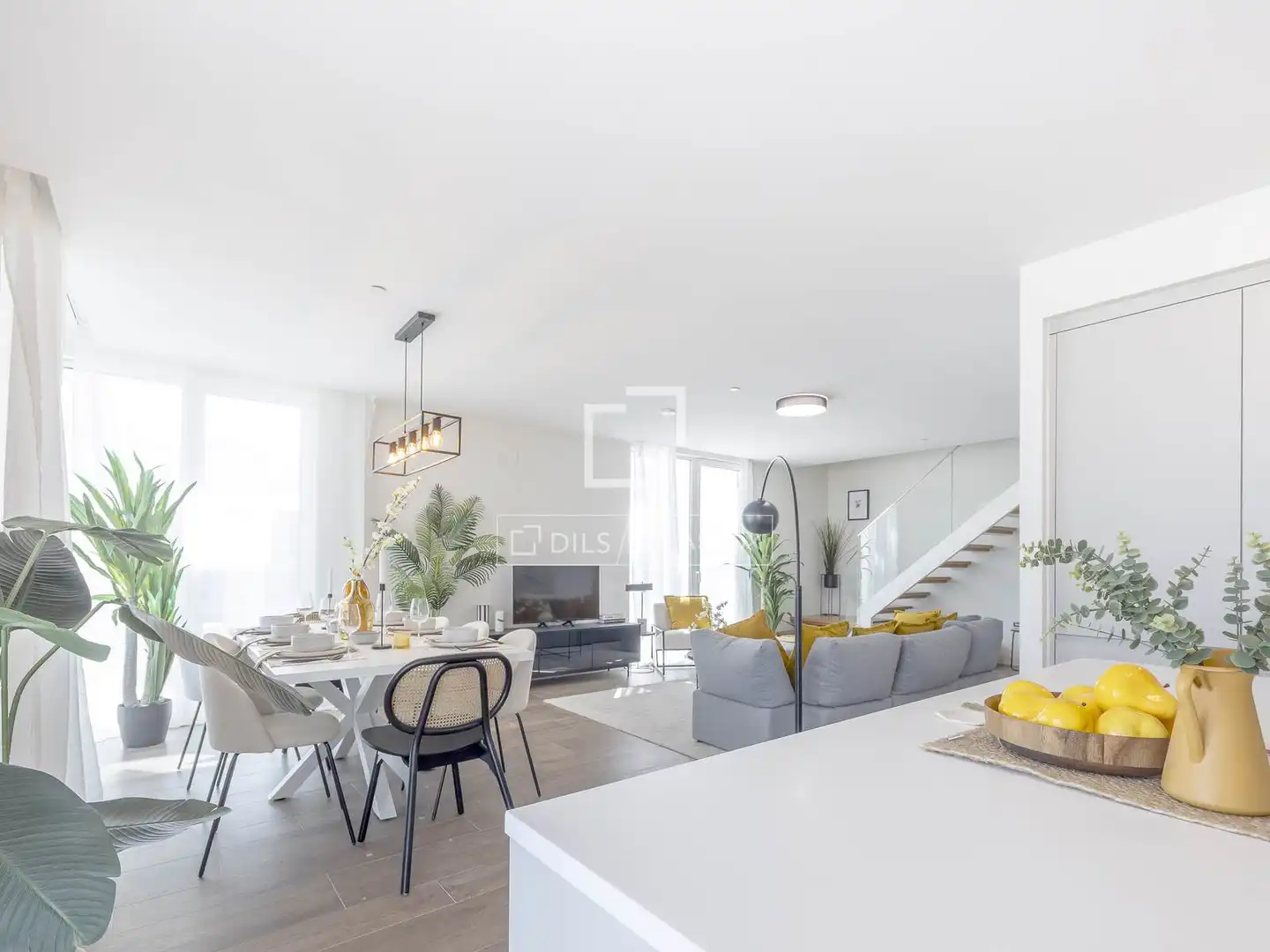 Wohnzimmer von Dachboden zum Verkauf in Valencia mit Klimaanlage, Heizung und Terrasse