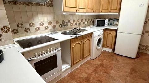 Foto 3 de Piso de alquiler en Antonio Floriano Cumbreño, Centro, Cáceres Capital