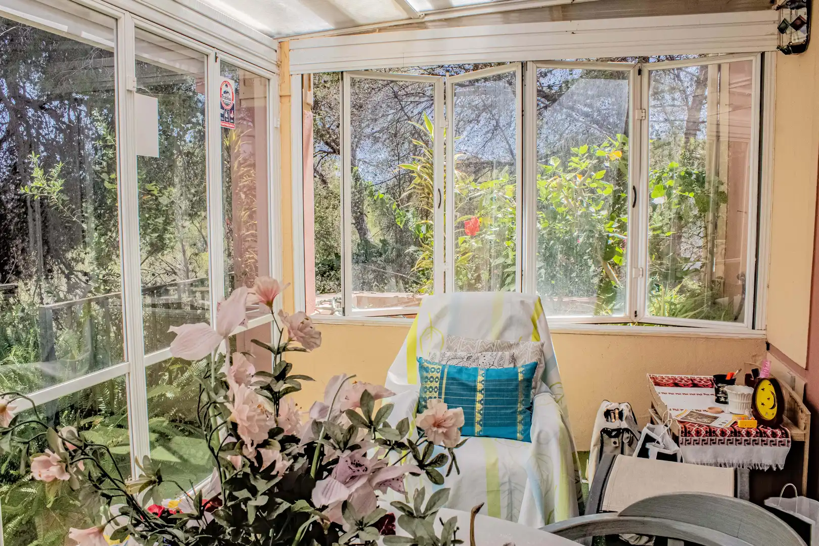 Garten von Einfamilien-Reihenhaus zum Verkauf in Calvià mit Klimaanlage, Heizung und Terrasse